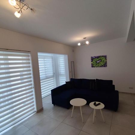 Modern Apartment In Gzira Exterior foto